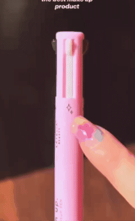STYLO DE MAQUILLAGE 4-en-1 Révolutionnaire Fatigué(e) d'un sac à main rempli de maquillage ? Découvrez la solution ultime !  Avis ⭐️⭐️⭐️⭐️⭐️
